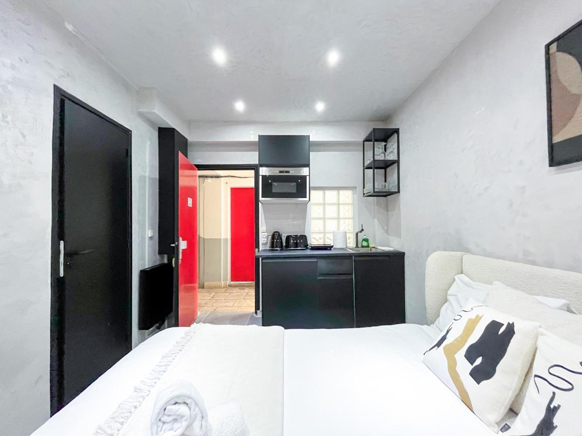 Appartement 11 - Champs-elysees